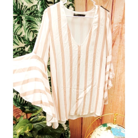 Revolve House of Harlows talullah dress 🌊 - Picture 3 of 10